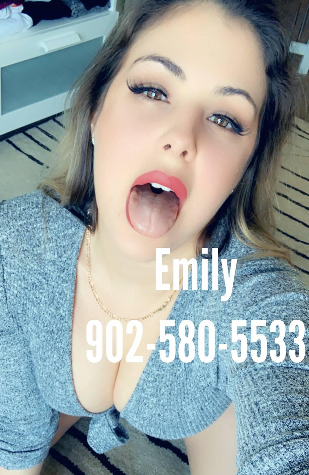 PICS VIDEOS FT/SKYPE SĒXY SWEET EMILY ‍ SPÅŃK BANK