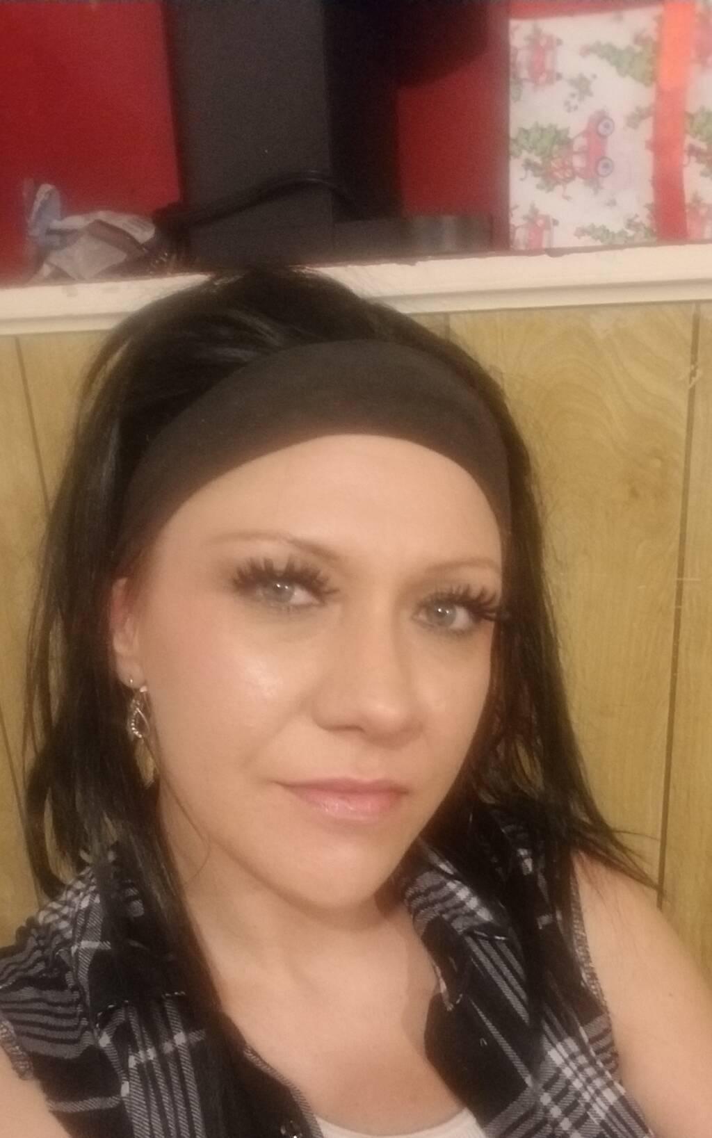 I'm 40, beautiful, experienced & fun, so let's have some fun