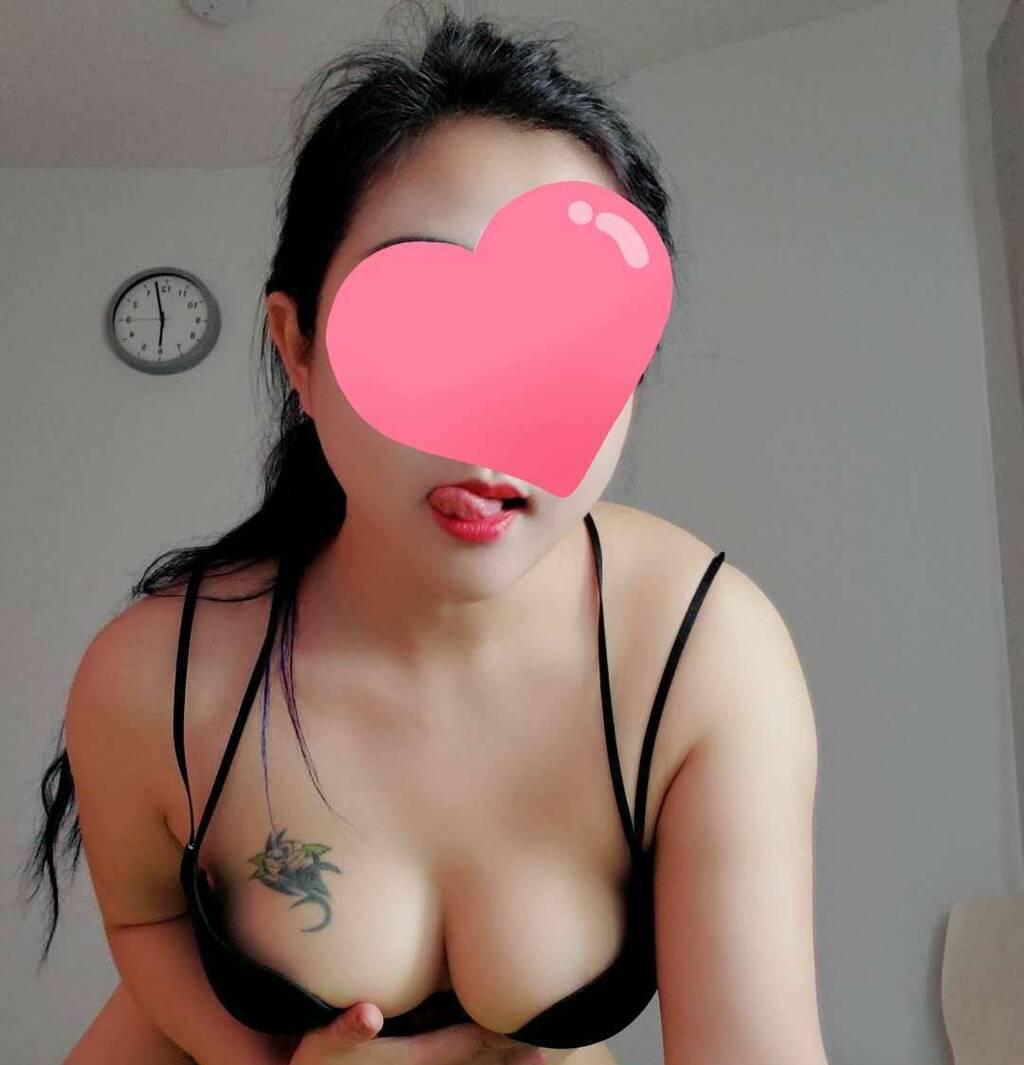 BURNABY★college student★ TWO HOT Asian Girls 1OO%new face