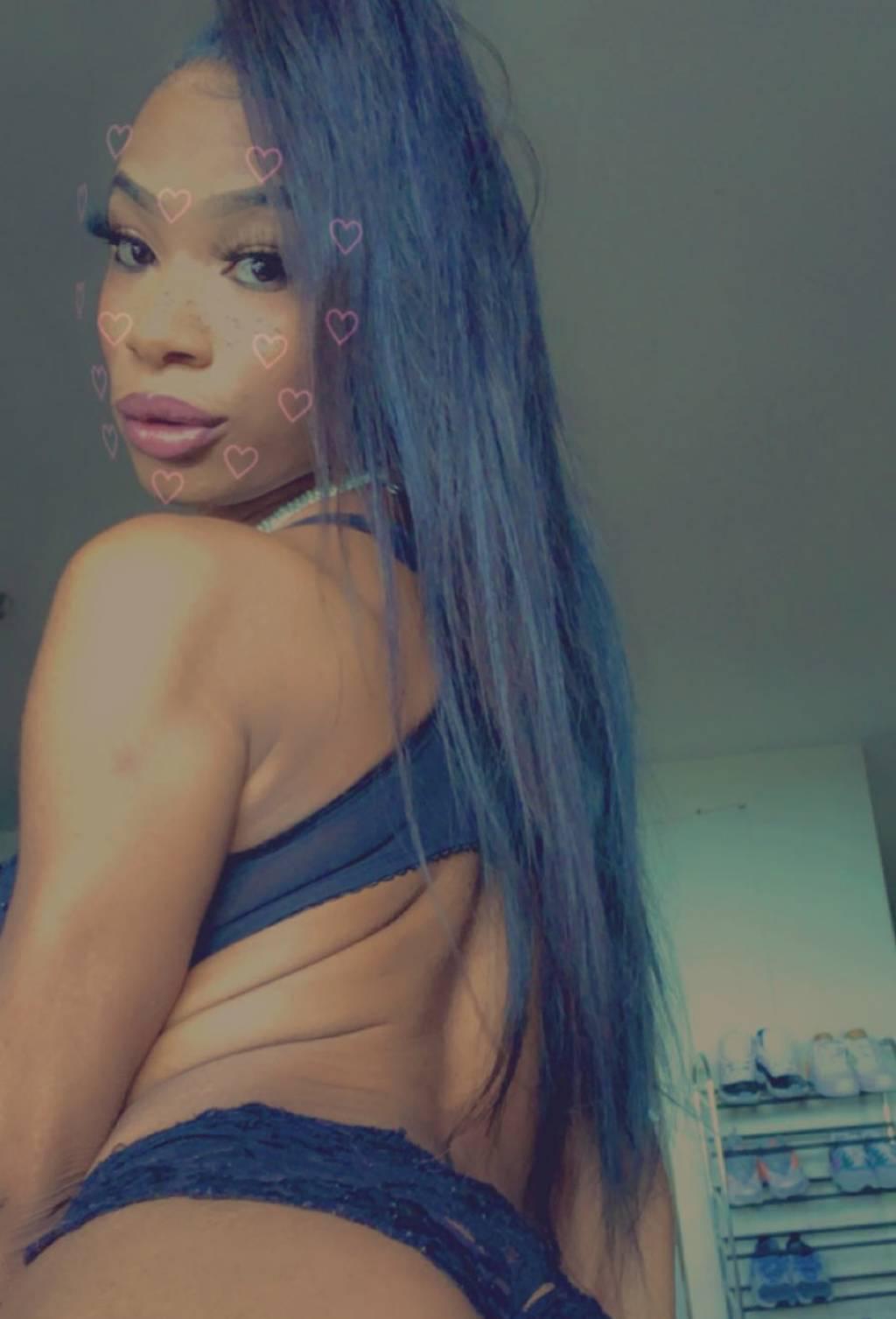 new ebony princess new to kingston incall 2 hr specials !!