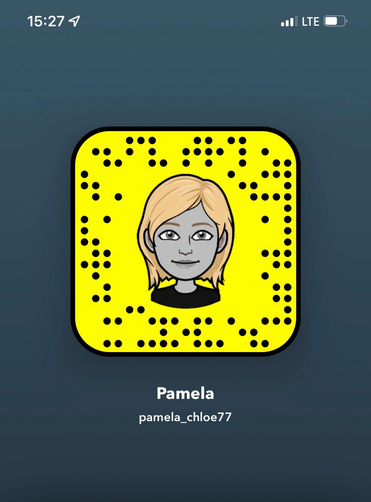 I’m down to fuck 🍆💦 snap pamela_chloe77