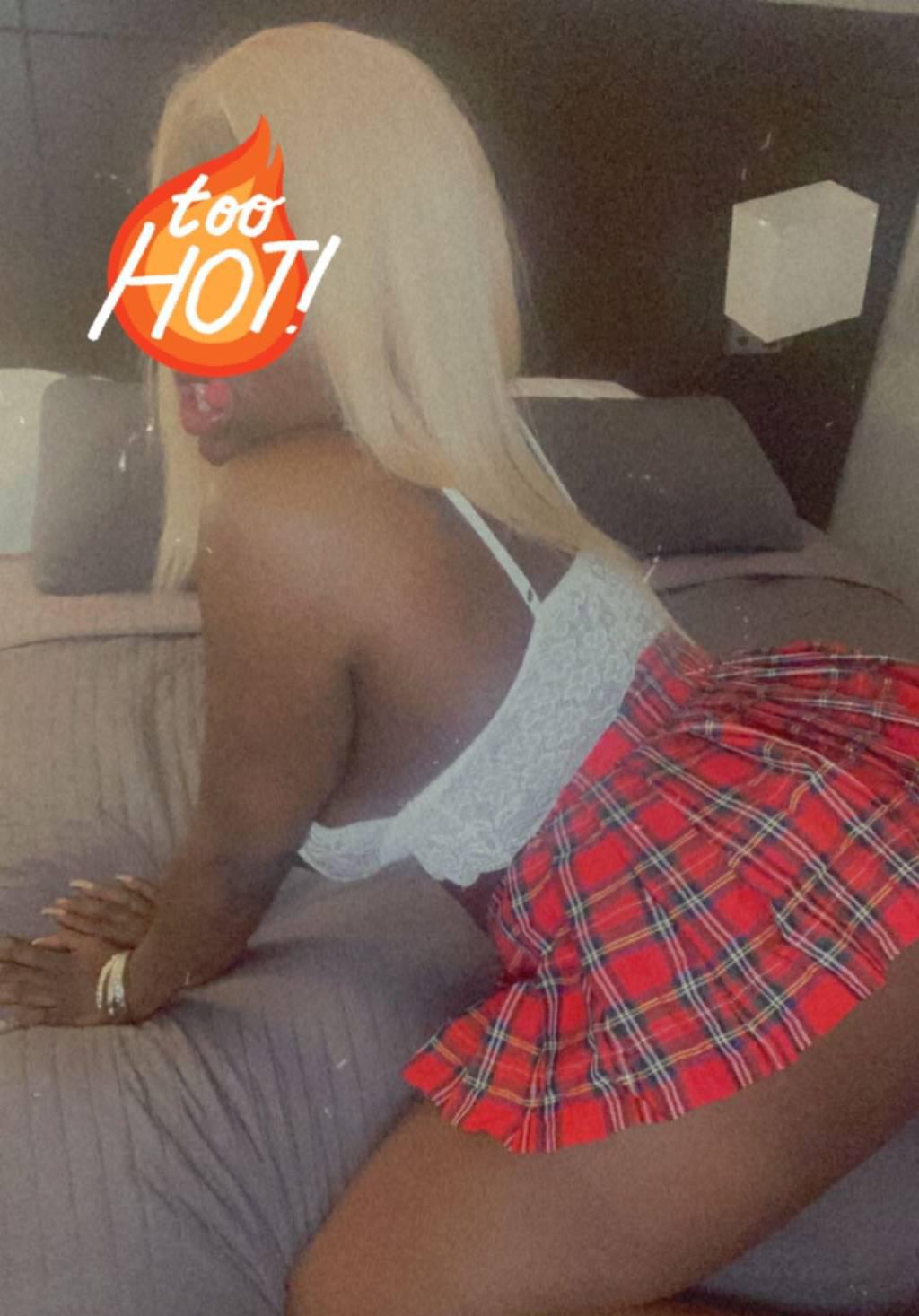 BUSTY AND BUBBLY WELL REVIEWED EBONY !! FULL GFE IN/OUT