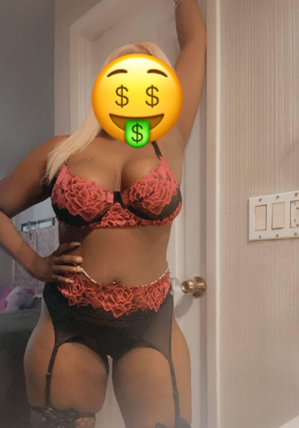 BUSTY AND BUBBLY WELL REVIEWED EBONY !! FULL GFE IN/OUT