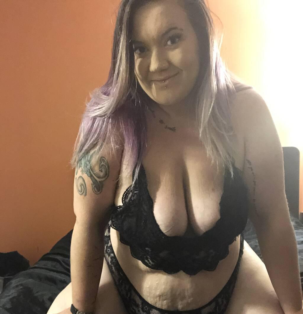 Come play with my amazing curves