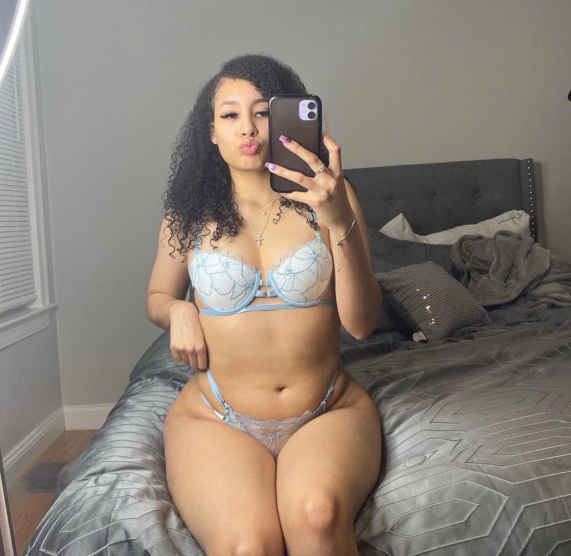 Ebony princess sexy , horny and Available for meetup