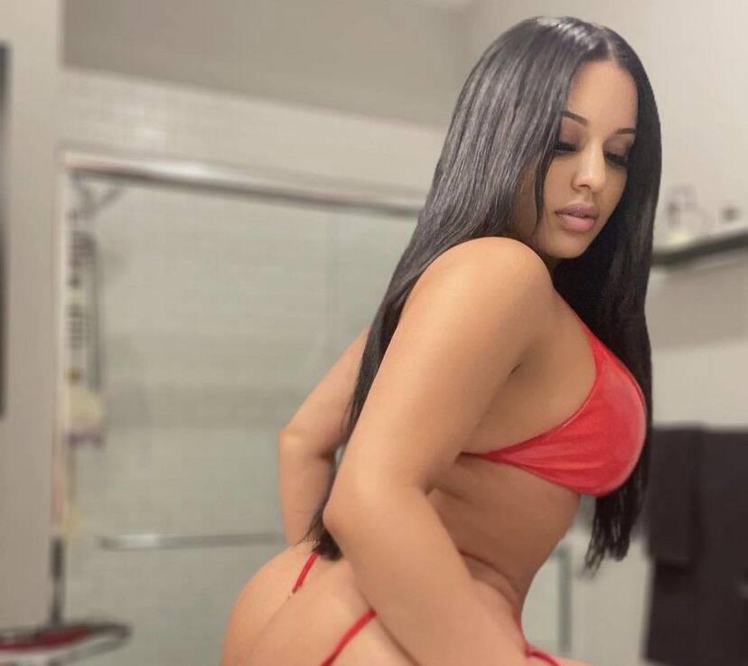 LAILA SEXY ARABIC INCALLL LAVAL BIG BOOTY 36DD