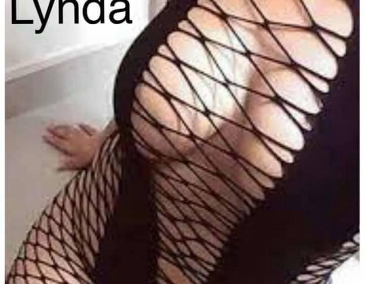 CORNWALL LYNDAAA SEXY & MILF