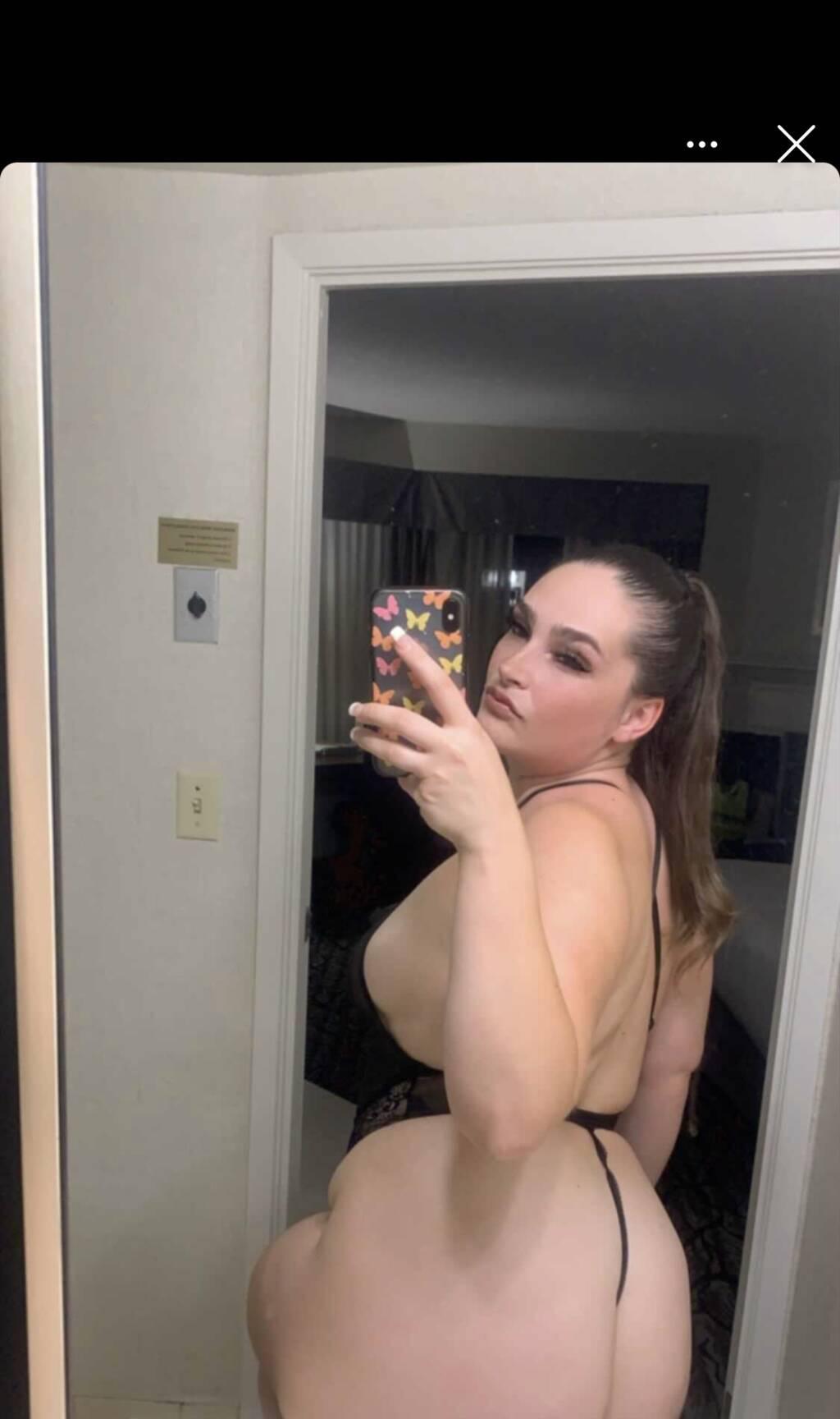 GREEK AVLBFAT ASS DEEPTHROAT TIFFANY BACK IN TOWN