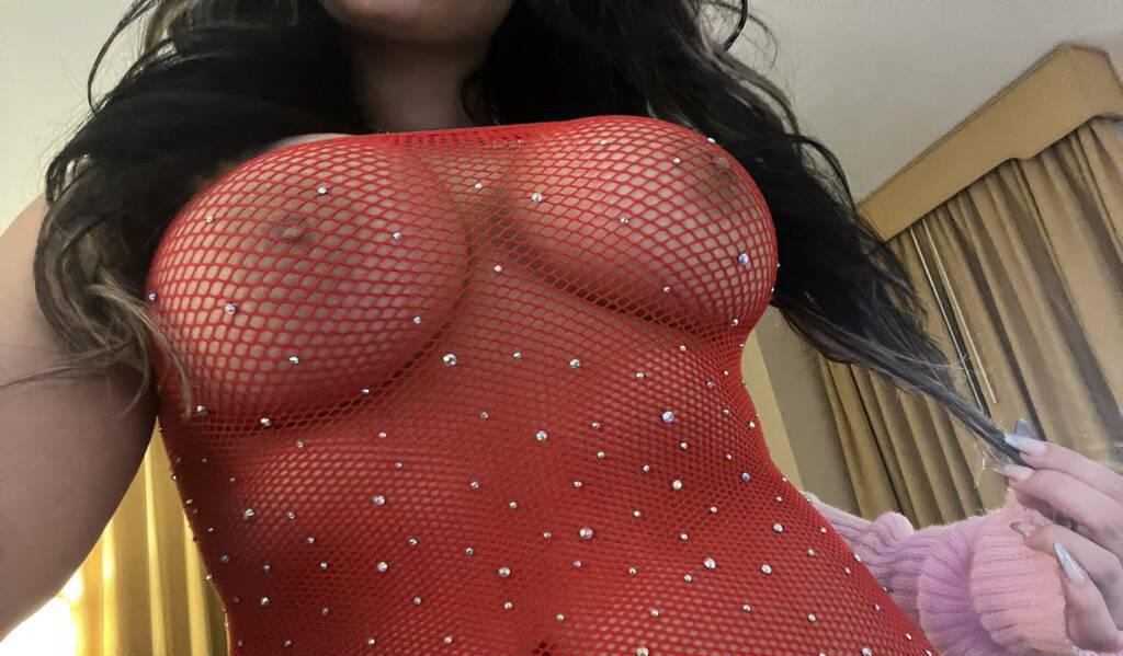 ♡ 𝕯𝖊𝖊𝖕 𝖙𝖍𝖗𝖔̈𝖆𝖙 𝕼𝖚𝖊𝖊𝖓 ♡ JUICY & TIGHT ♡ UPSCALE PETITE BUNNY