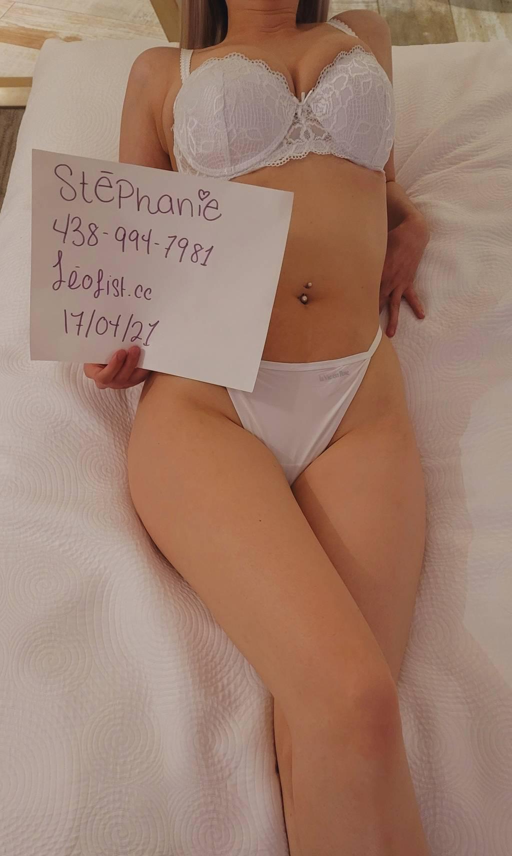 SEXY HORNY TEEN HERE TO HAVE FUN &TREAT YOU LIKE A KING