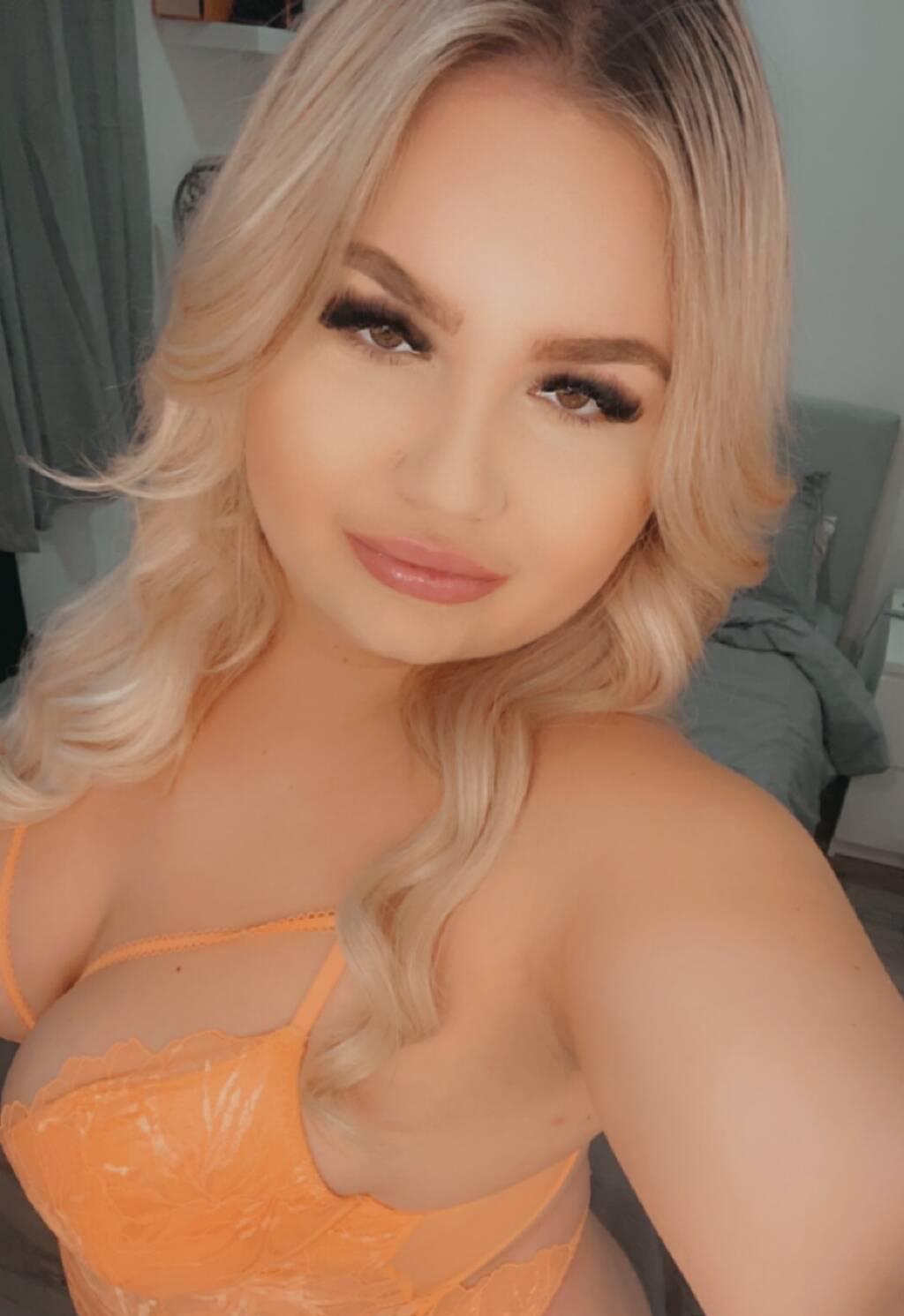 outcall only !! curvy blonde doll lola! ready to please u