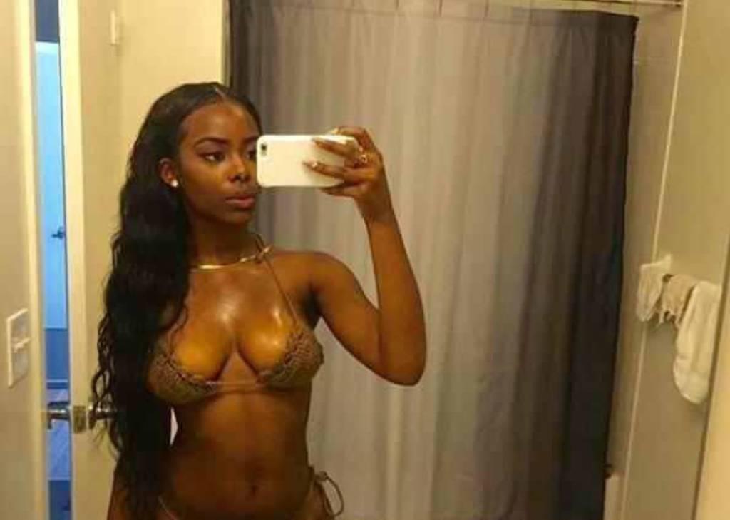 Sexy Black Girl Ebony Bombshell