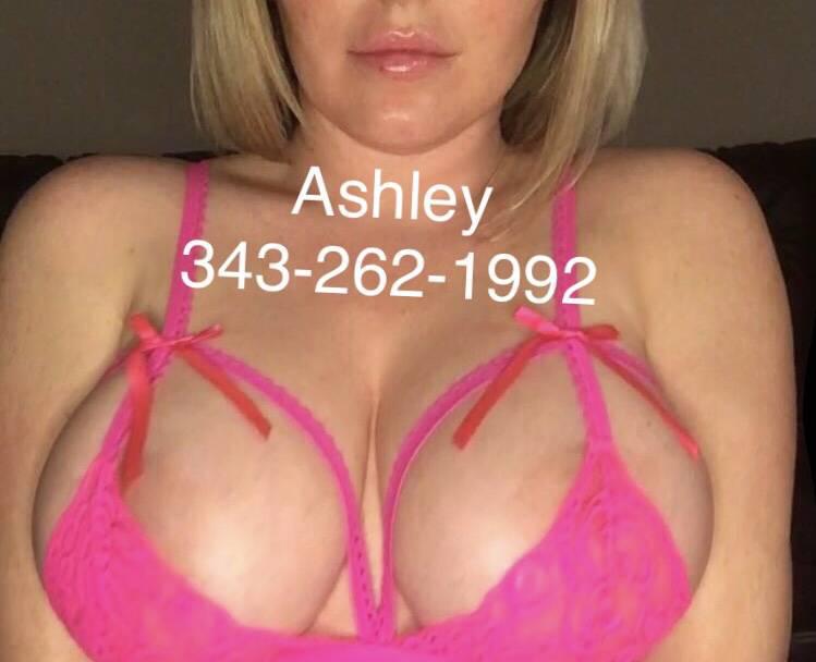 Busty Blonde Bombshell - GUELPH