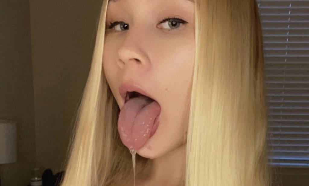 Blonde baby face Erica ! New to town come play