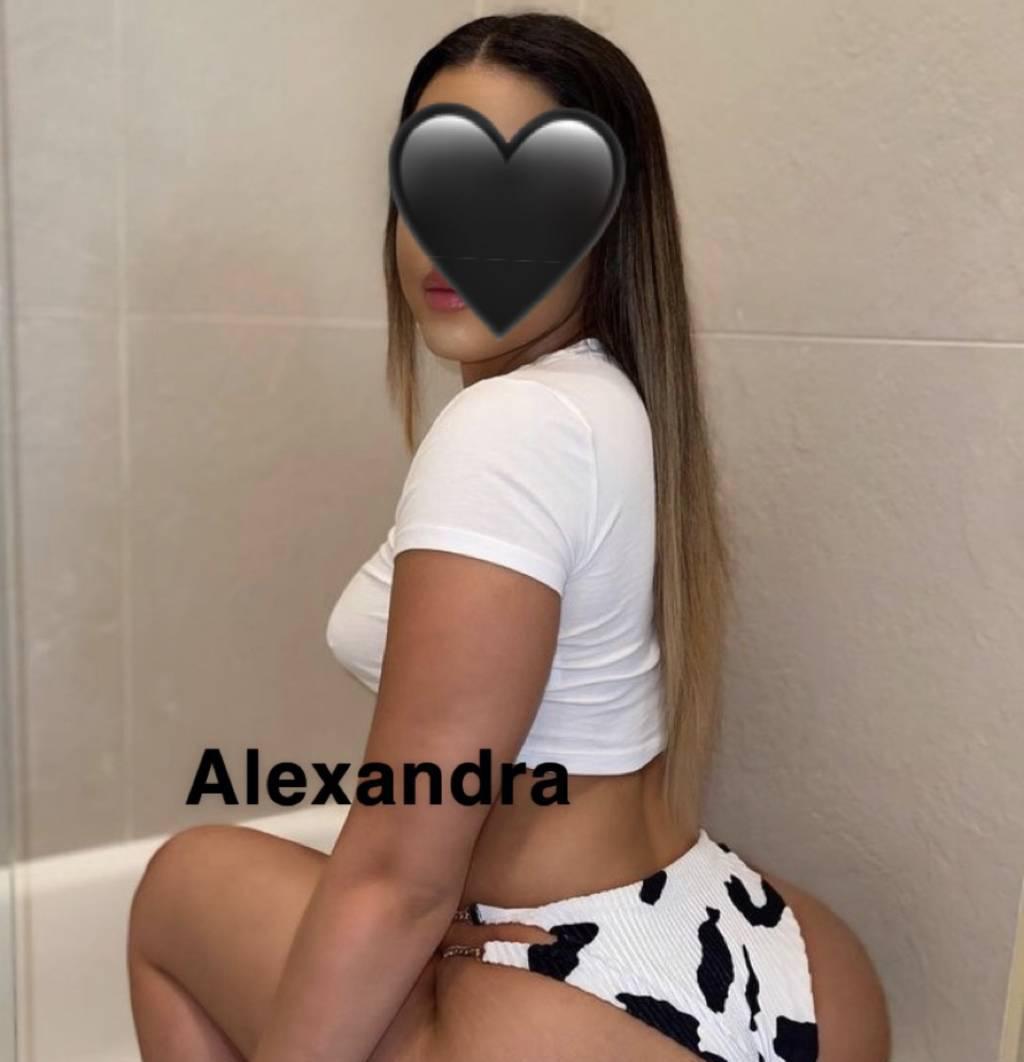 Alexandra mixed babe