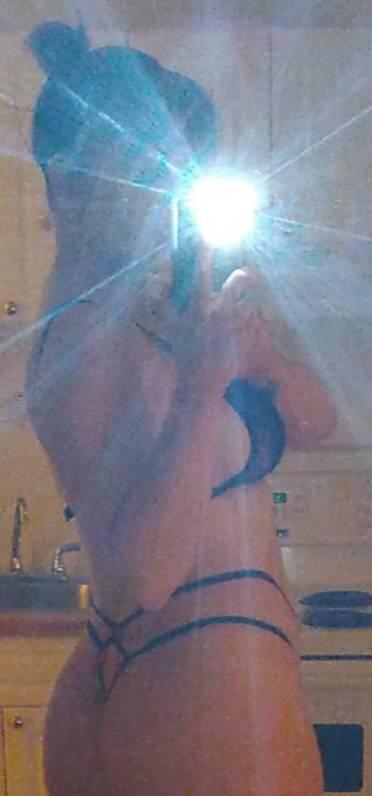 Hot n bothered milf, dtf, southwest incall, male duo avail!