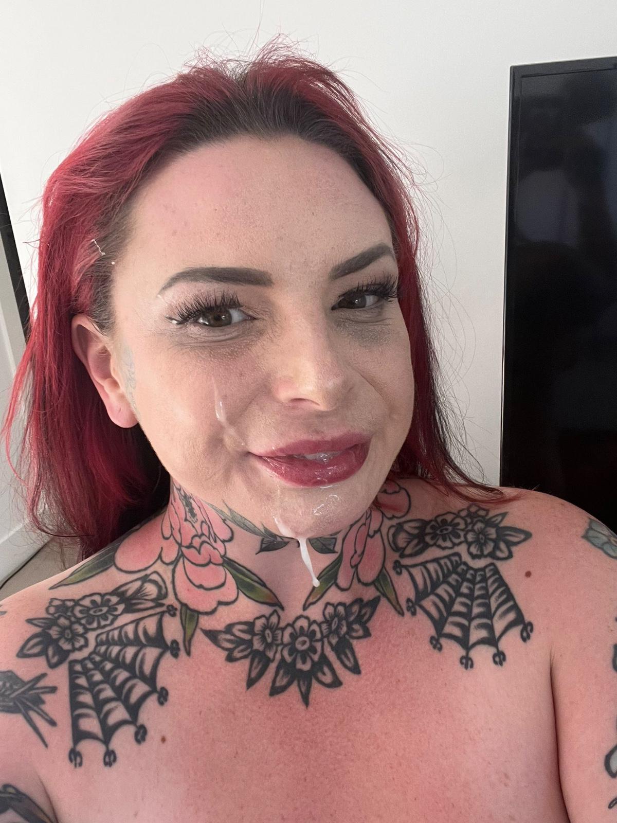 I’m a❤️professional 💯sexworker👅hit me up if you’re down to have fun💯🥰