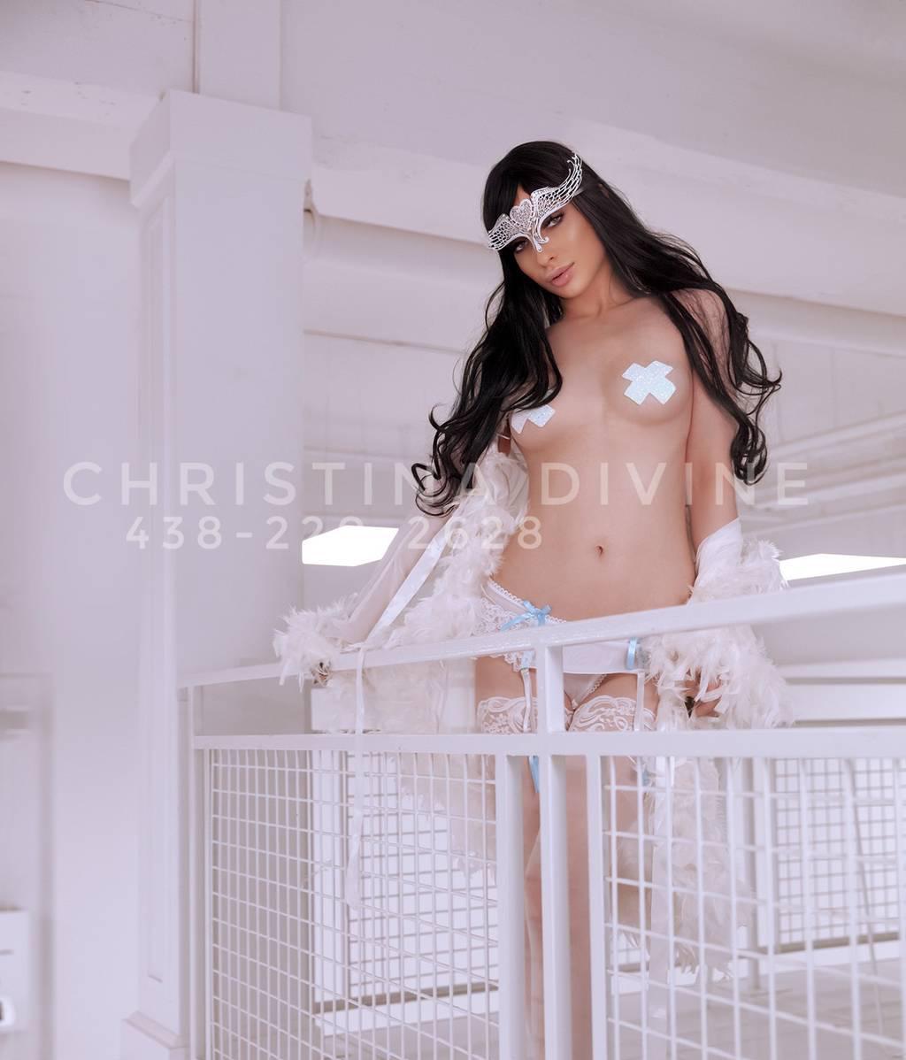 ★【christina】★ 【divine】 【 YOUR DREAM GIRLFRIEND 】