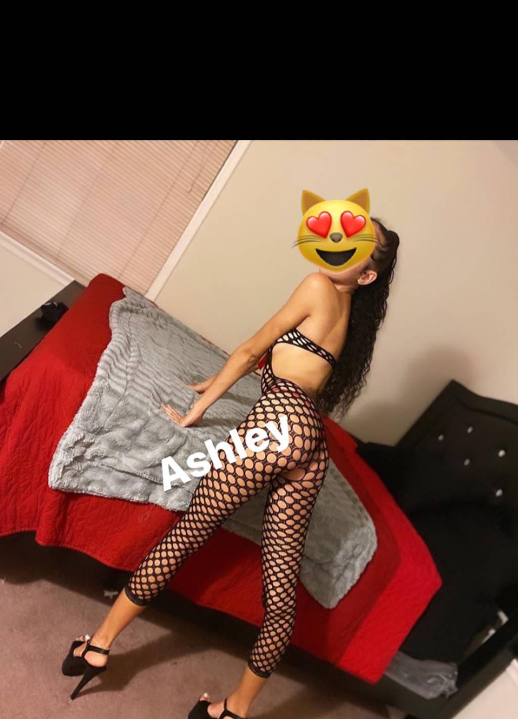 outcalls only!! sexy slim d♡ll ..hot & ready! Upscale Party