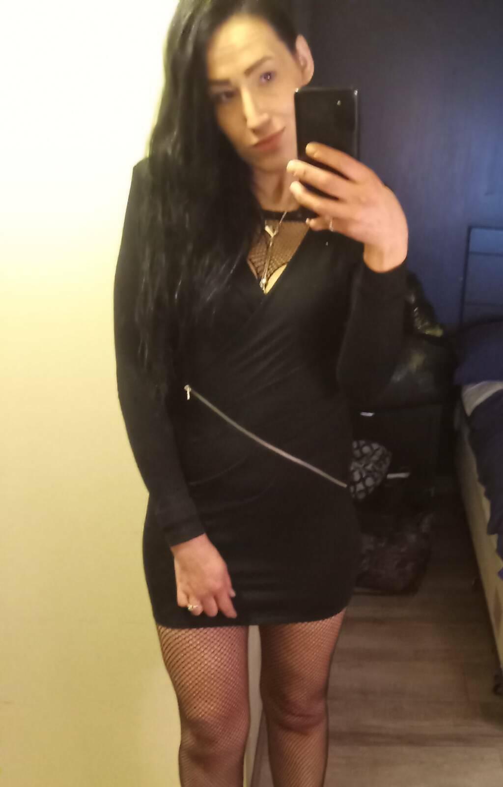 NEW #--Tall sexy brunette wnts only 1 thing..MUTUAL PLEASURE