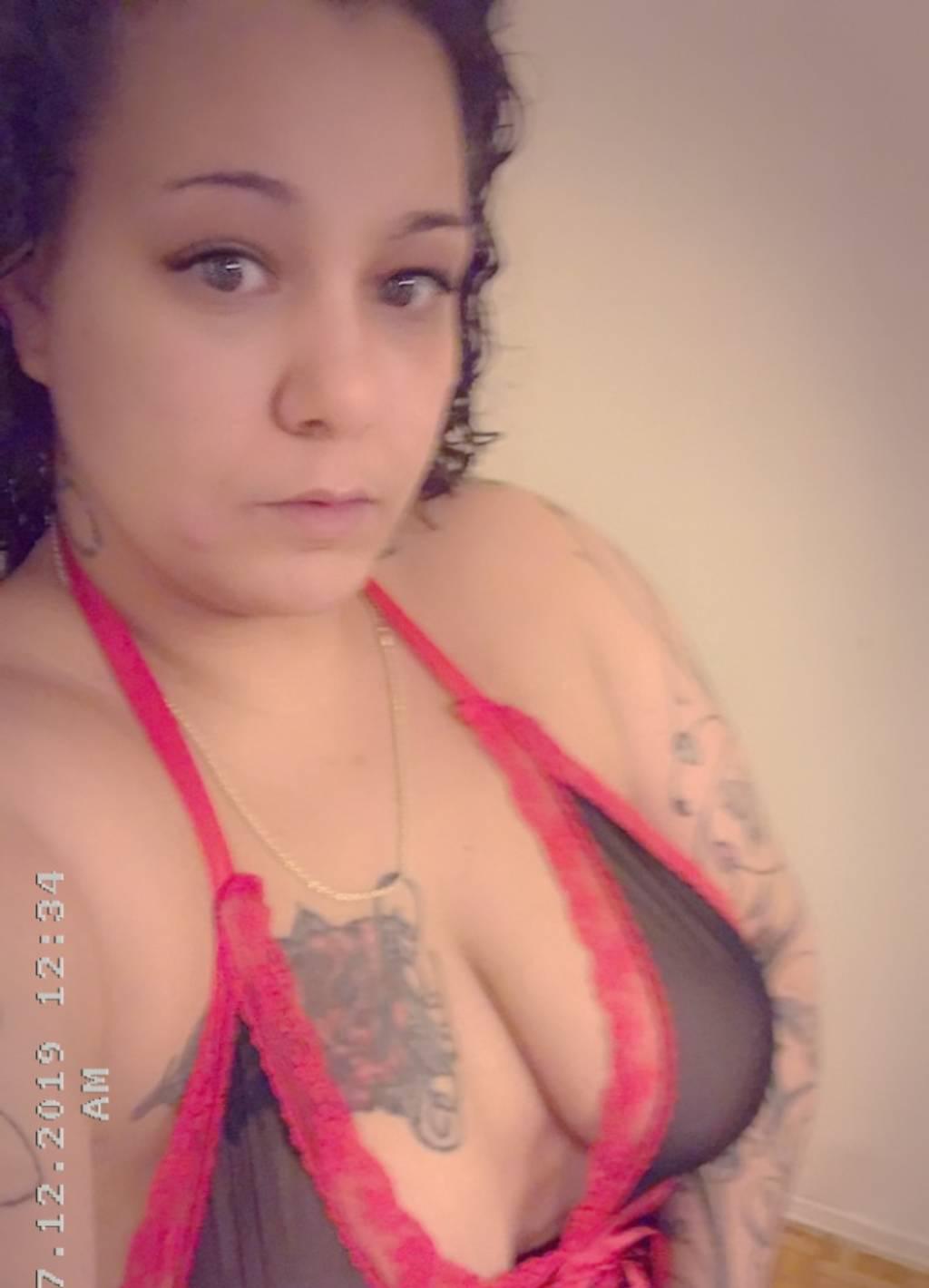 come give me sum protein! bbw Car Fun