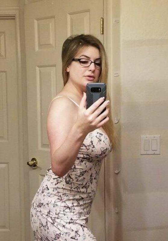 SWEET AND SEXY BODY IS AVAILABLE FOR YOU